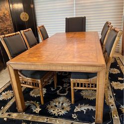 Stunning Dining Room Table And 8 Chairs