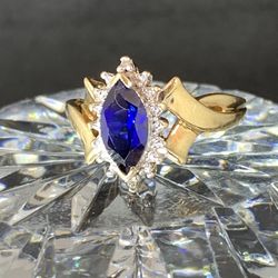 Vintage Marquise Blue SAPPHIRE and Diamond Ring 10K YG-Size 7