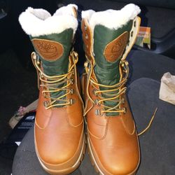 Timberland Boots Womans SZ. 8.5