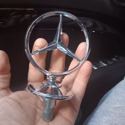 Mercedes Hood Emblem