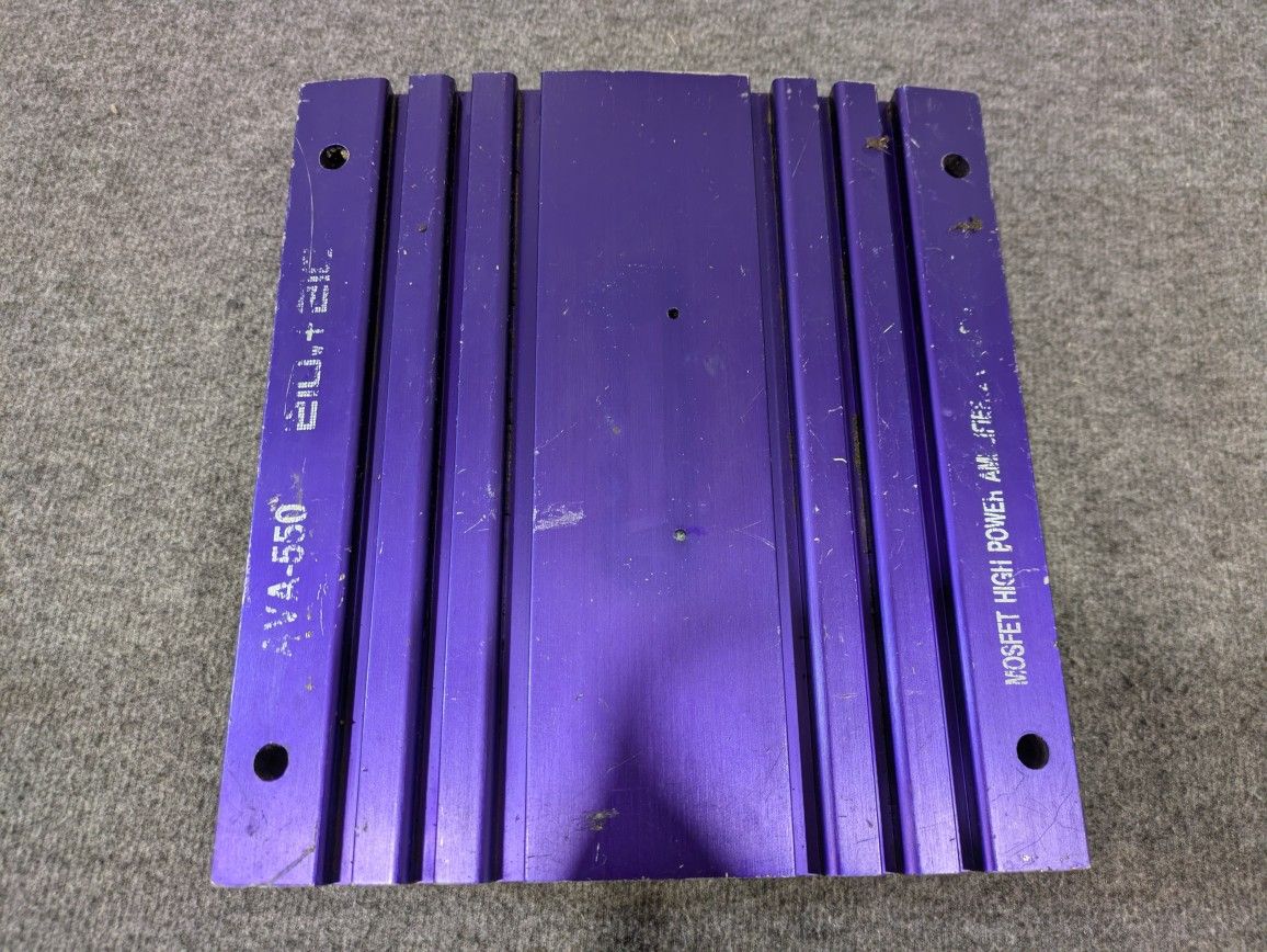 Boss Mosfet AVA 550 High Power Amplifier
