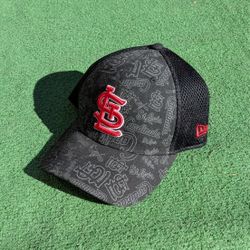 St. Louis Cardinals Logo New Era 39Thirty MLB Baseball Mesh Large/XLarge Hat NWT