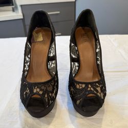 Womens Heels Size 8,8.5 (Bundle Deal Available)