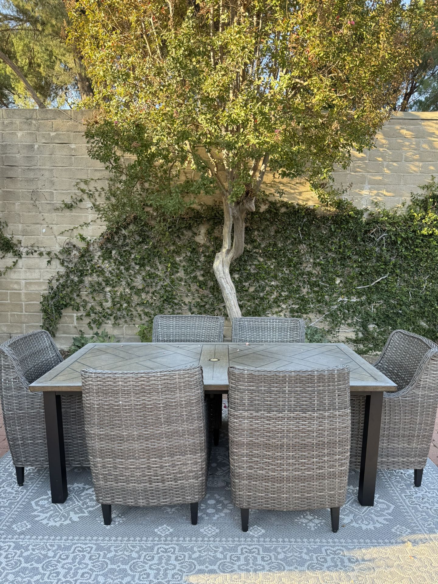 Outdoor Dining Set 