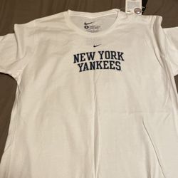 Nike Yankees shirt 