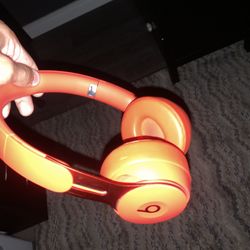 Beats Solo Pro