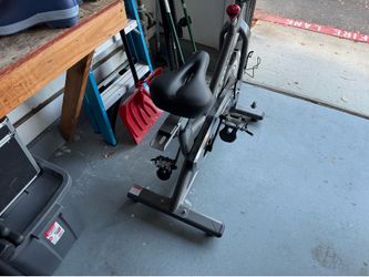 40 lb Wheel Stationary Bike