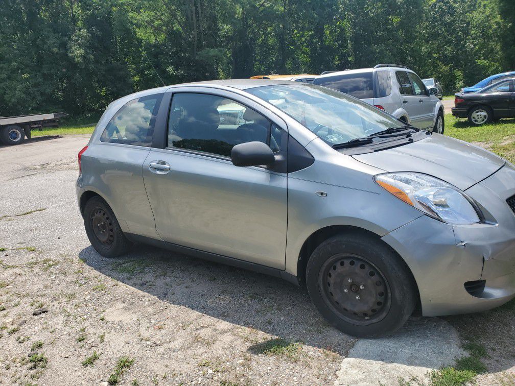 08 Toyota Yaris For Parts
