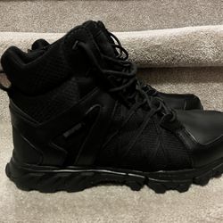 Reebok Memory foam Waterproof Boots