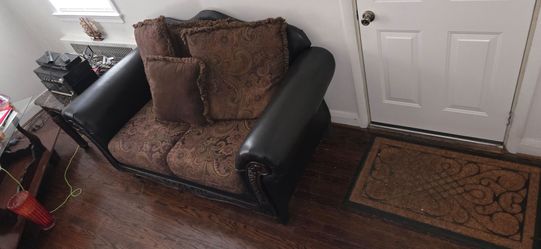 Love seat brown faux leather