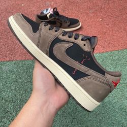 𝐎𝐧l𝐲 𝐫𝐞𝐩l𝐲 𝐨𝐧 𝐈 G : 𝐓𝐎𝐏𝐤𝐢𝐜𝐤𝐬𝟒𝟒𝟒  Jordan 1 travis scott Velvet Brown