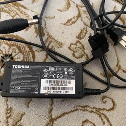 Toshiba Power Adapter Charger For Toshiba Laptop 