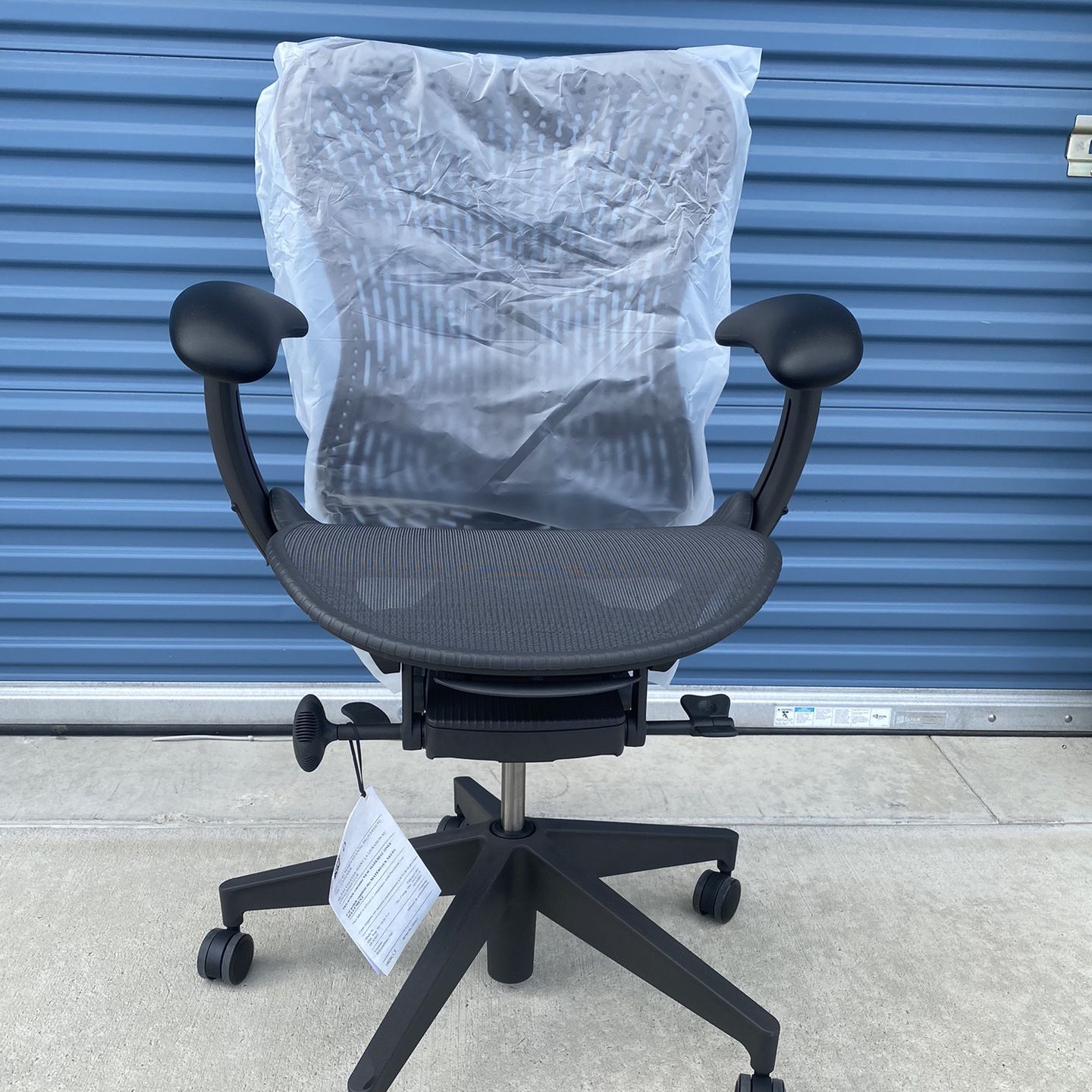 Brand new Herman Miller Mirra 2 fully loaded office chair
