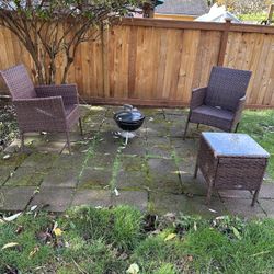 FREE Outdoor Furniture 