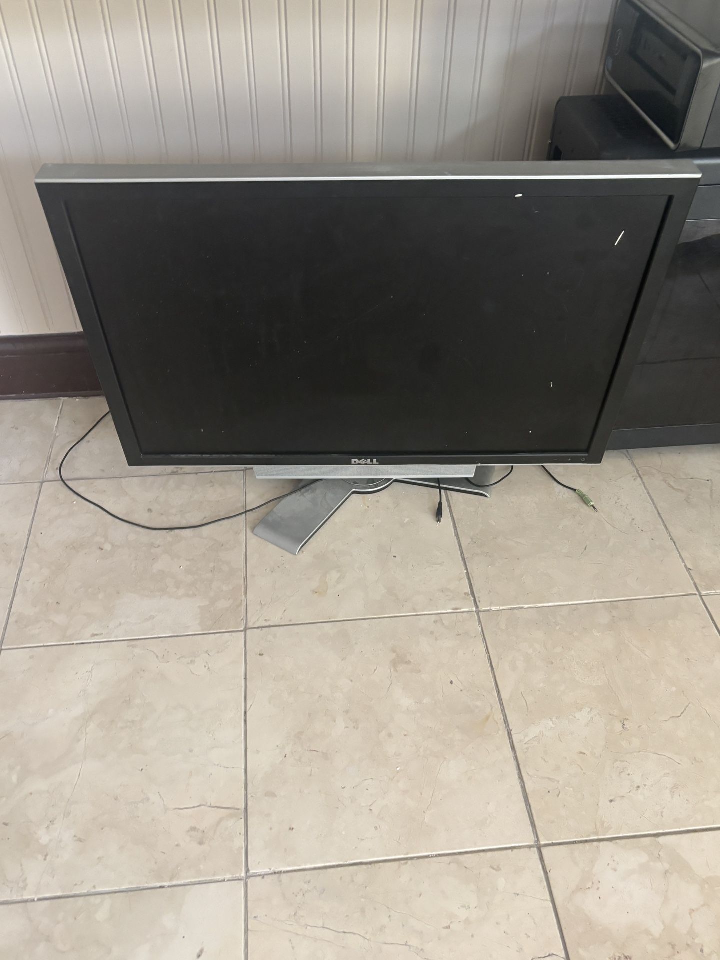 Dell 3007WFP-HC, Gray, And Attached To Speakers Underneath