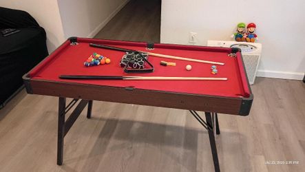 Kid size pool table