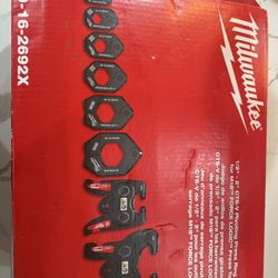 Milwaukee 1/2 in. - 2 in. CTS-V Pivoting Press Ring Kit for M18 FORCE LOGIC Press Tools