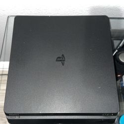 PS4 console
