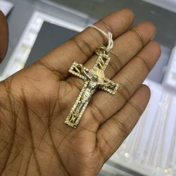 14kt Tri-Color CZ Crucifix Cross Pendant 7.6 Grams