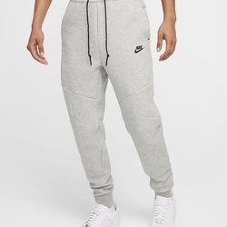 Nike Tech
Men's Fleece Joggers Dark Grey Heather/Black Sz L