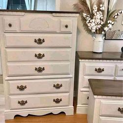 White Dresser 5 Drawers 