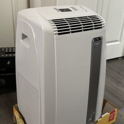 DeLonghi PAC A120E Portable Air Conditioner (12000 BTU)