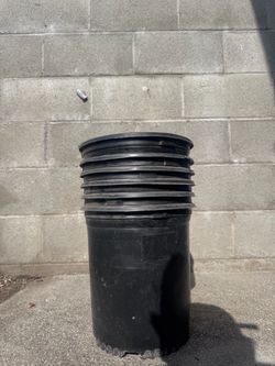 Plastic Pots 5 gallon