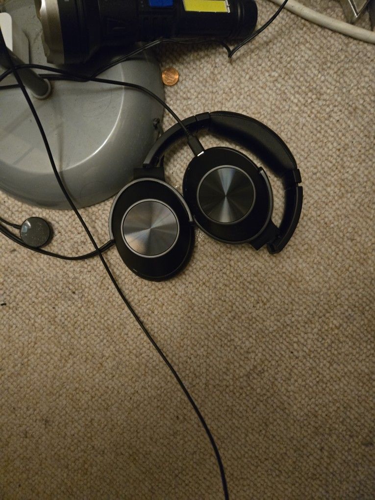 Wireless Bluetooth Headphone