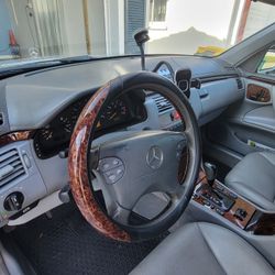 2002 Mercedes Benz E320