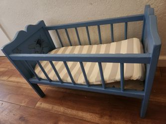 Vintage Doll Crib
