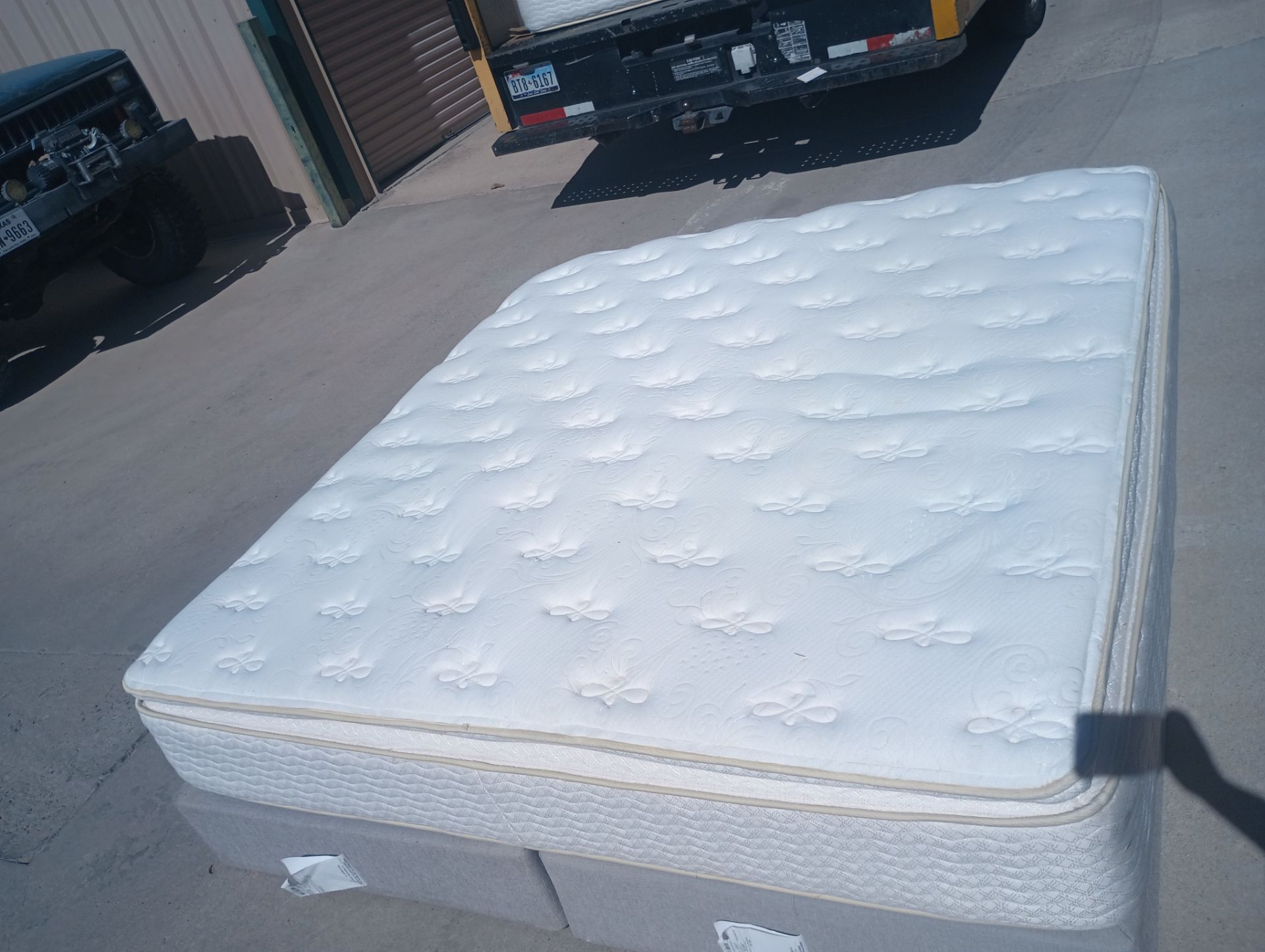 King pillowtop mattress and box spring