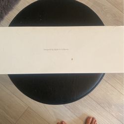 In Box Wired Apple Keyboard 