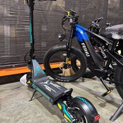 Dual-motor scooter