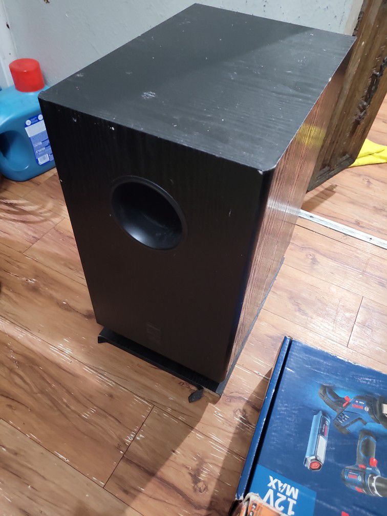 powered subwoofer