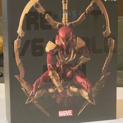 RE:EDIT Iron Spider  Spiderman Figure 1/6 Scale