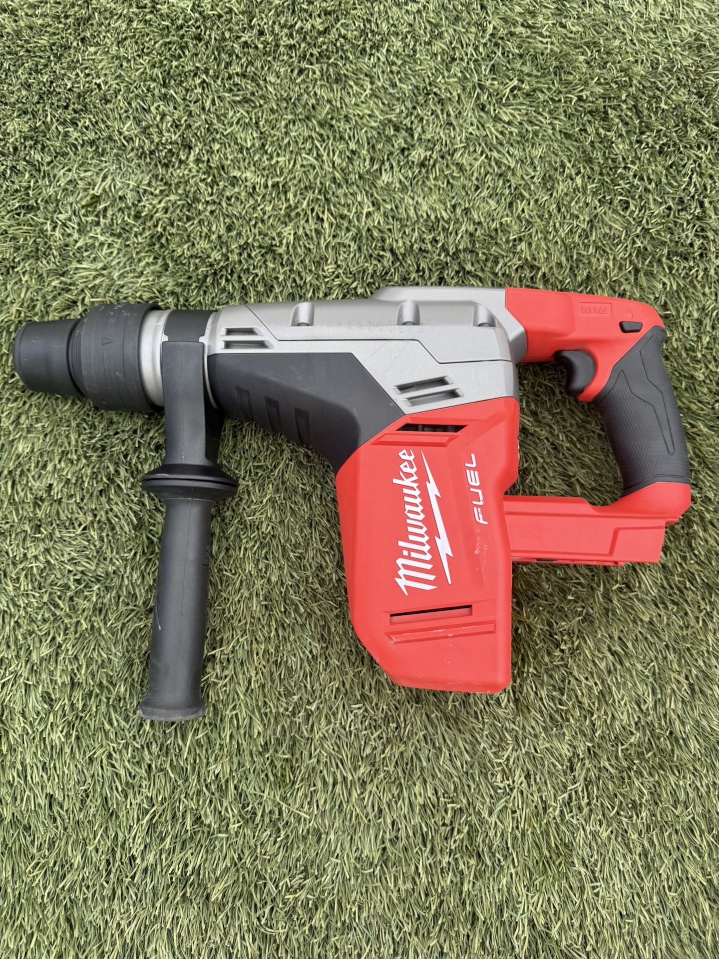 Milwaukee Rotary Hammer