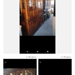 BROYHILL China Cabinet 2-piece Lighted Oak 7' Tall