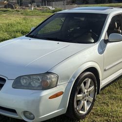 2002 NISSAN MAXIMUM