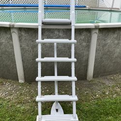 Pool Ladder