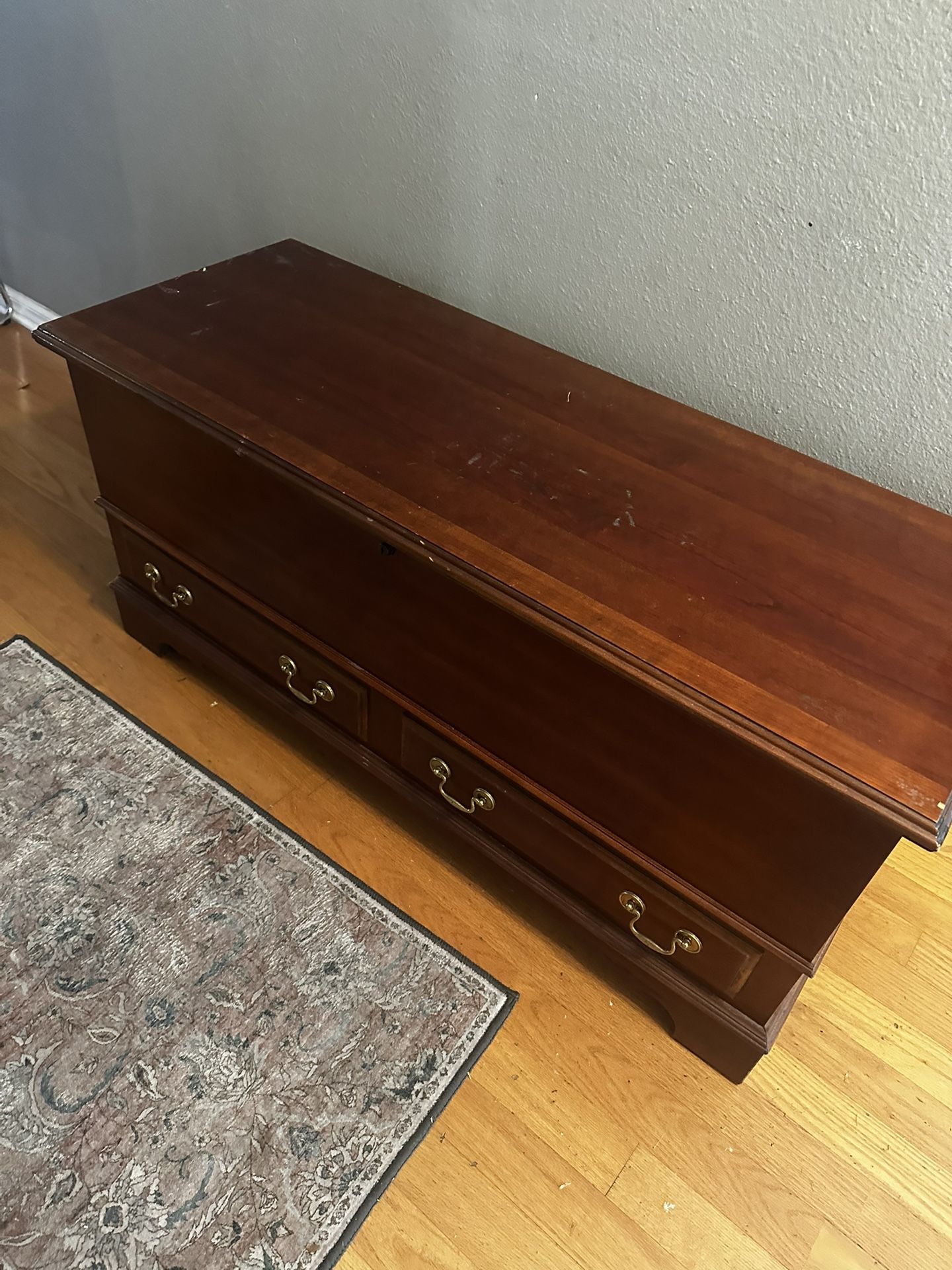 Lane Cedar Chest