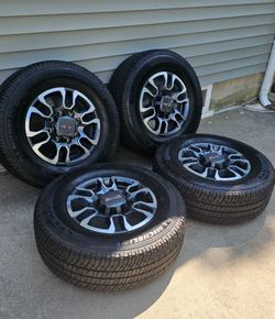 2026 Sierra 2500 Wheels 18"