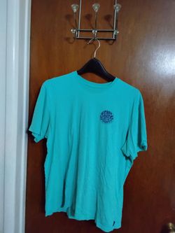 Rip Curl Wetsuits Graphic T-Shirt.  Men's Large