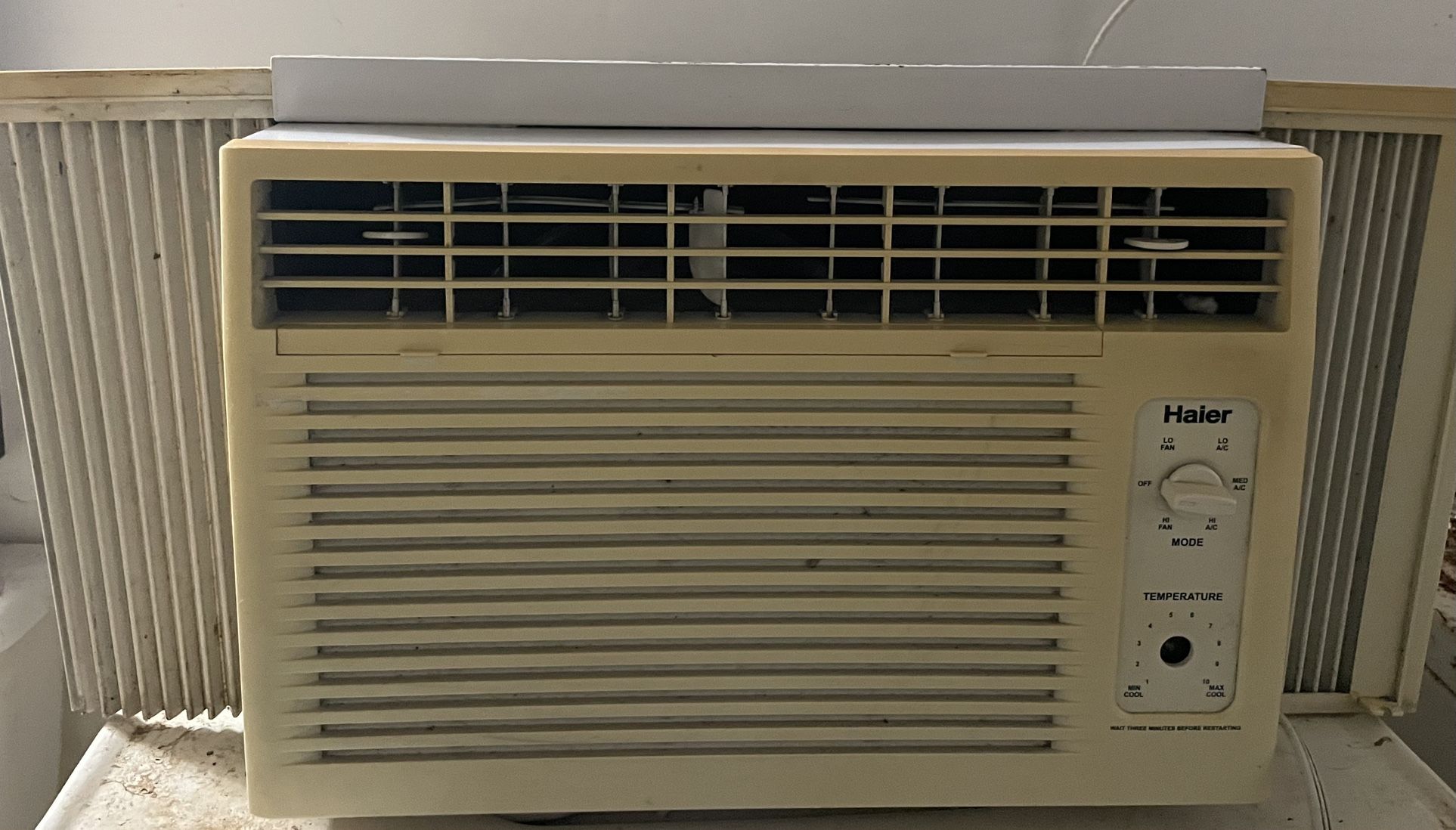 Window AC Unit