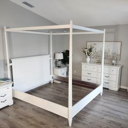 Beautiful White Bedroom Set 