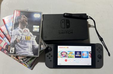 (BUNDLE) Nintendo Switch & 5 Games