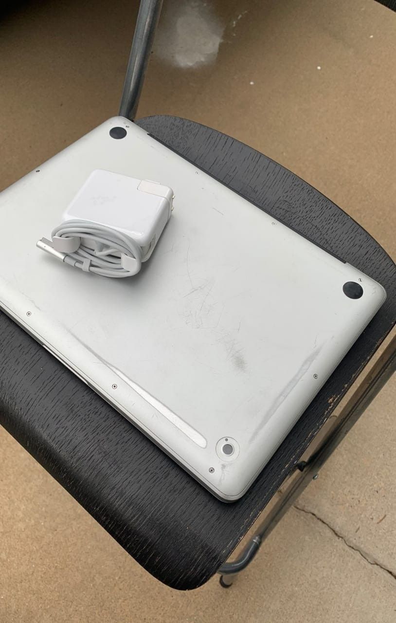 Macbook