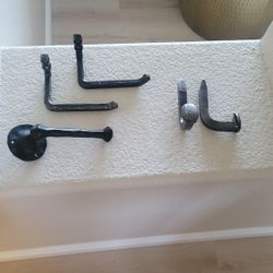 Hand Made Heavy Metal Wall Hooks And Toilet Paper Holders