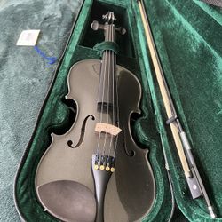 Cremona 4/4 Size Sparkling Black Violin For Beginners w/ Case, Bow , Rosin