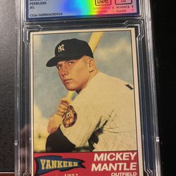 Mickey Mantle ‘52 Year Baseball Card-Graded