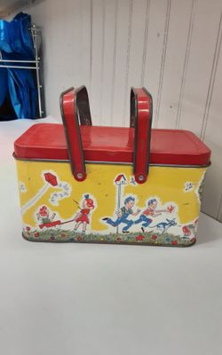 Vintage Metal Children's Lunchbox- Located in Shelton